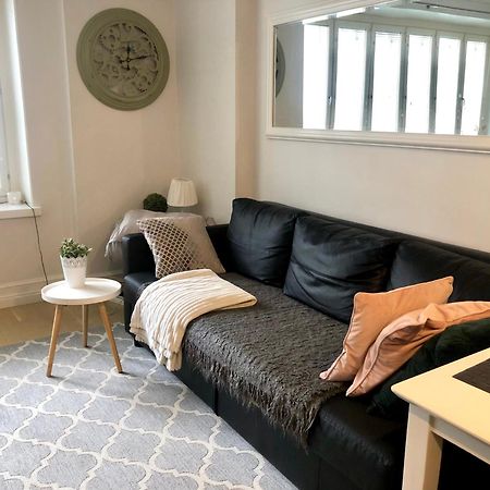 Scandinavian Home In Heard City Хелзинки Екстериор снимка